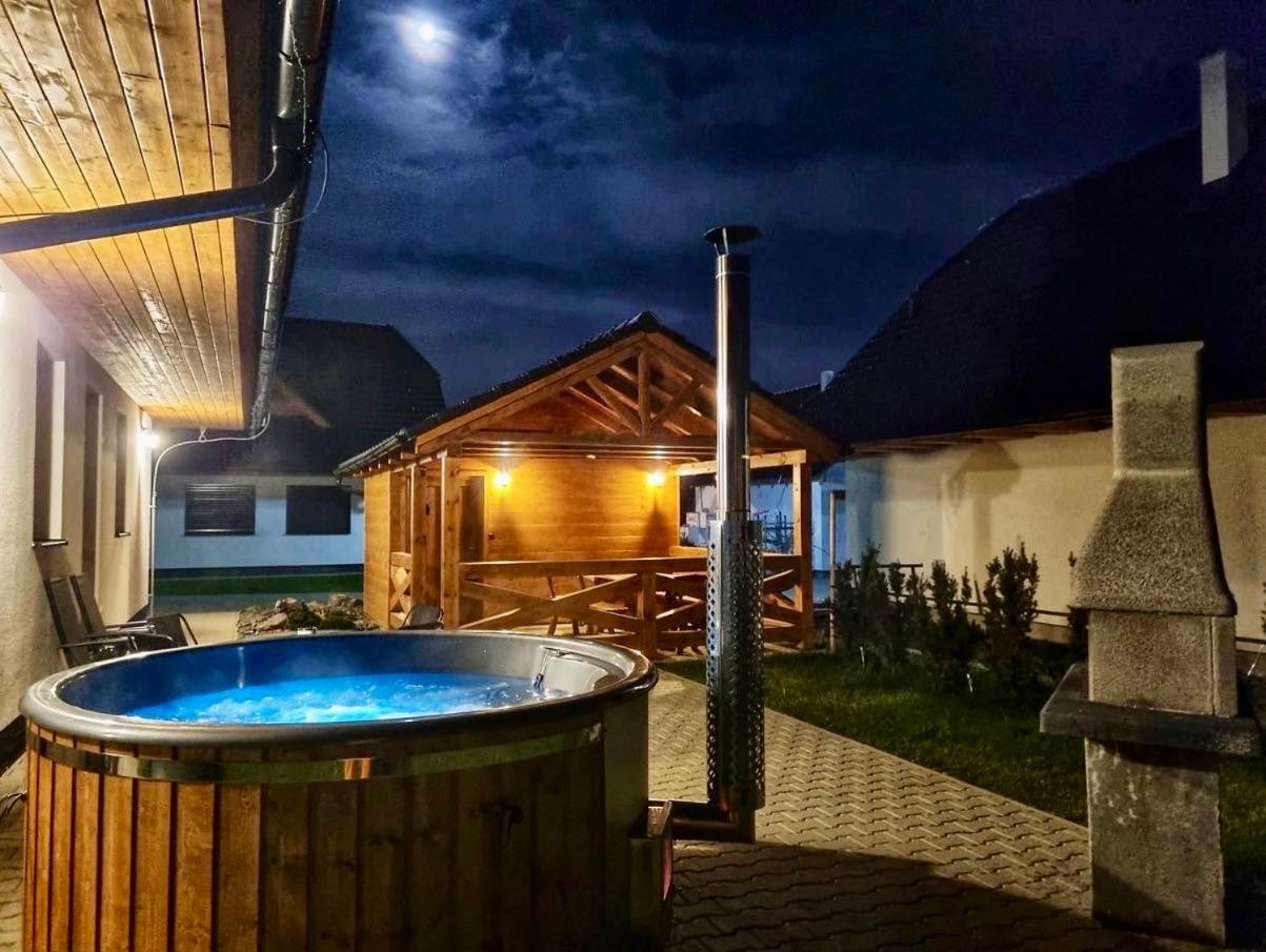 Vila Svistovka Stará Lesná Exteriér fotografie
